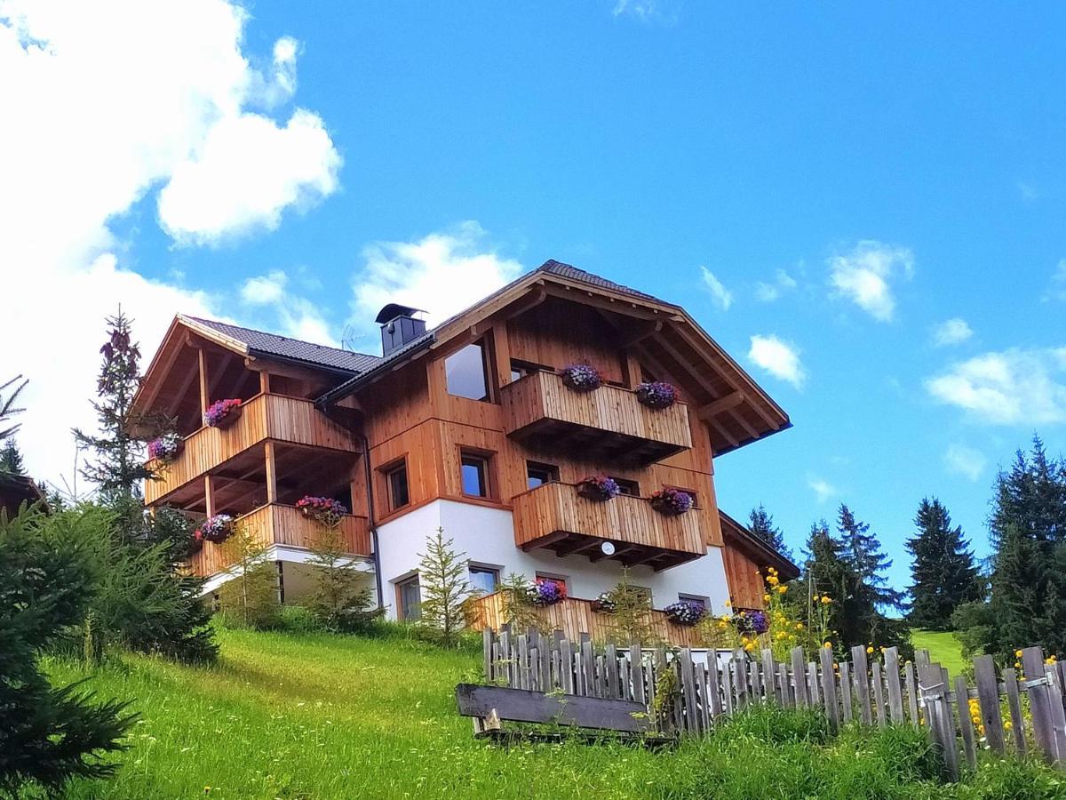 Agriturismo Luech Picedac Ла Вале Екстериор снимка