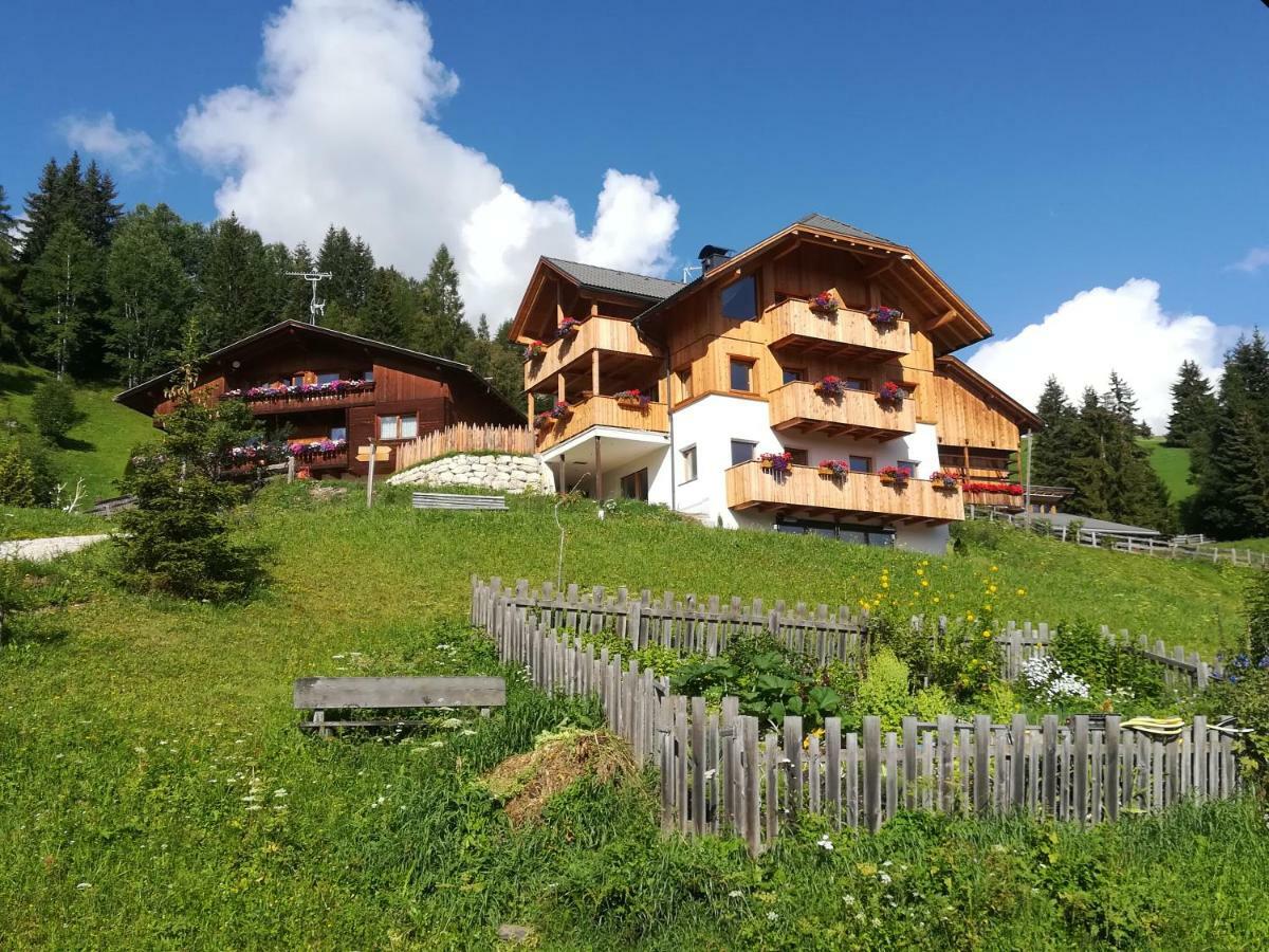 Agriturismo Luech Picedac Ла Вале Екстериор снимка