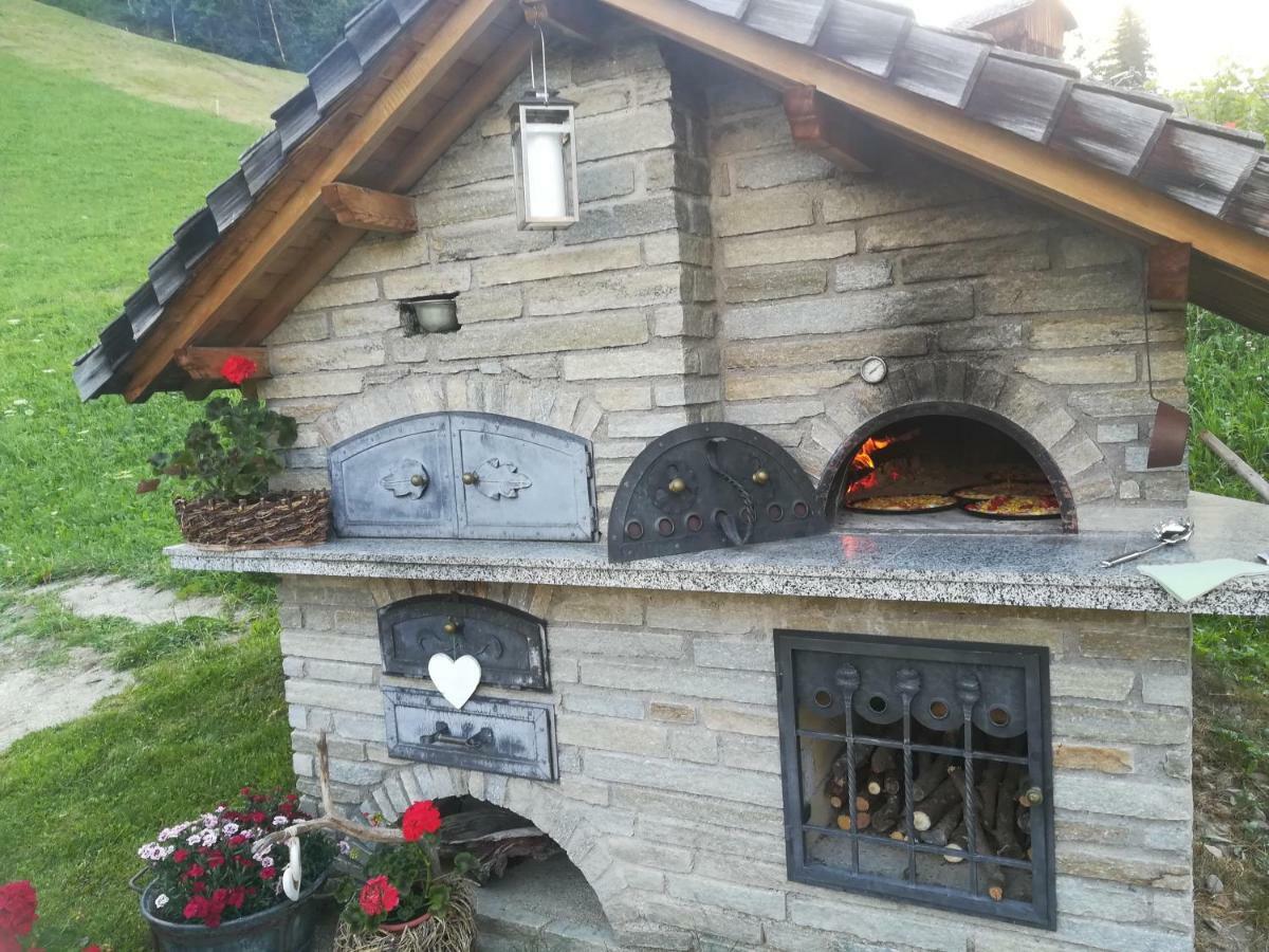 Agriturismo Luech Picedac Ла Вале Екстериор снимка